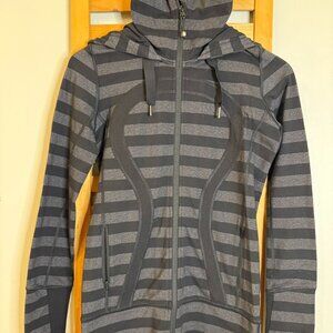 Lululemon Stride Jacket Full Zip Hoodie Black Grey Macro Stripe size 4
